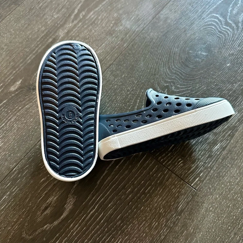 Old Navy Toddler Navy Water Shoes